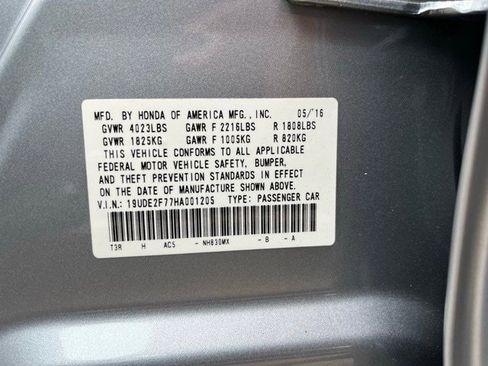 Used 2017 Acura ILX w/ Premium Package image 11