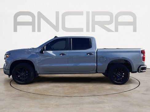 Used 2025 Chevrolet Silverado 1500 Custom image 11