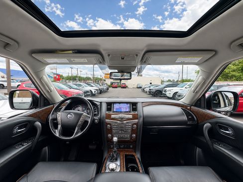 Used 2020 Nissan Armada Platinum w/ Captain's Chairs Package AWD/4WD image 2