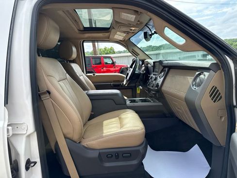 Used 2016 Ford F250 Lariat w/ Lariat Ultimate Package AWD/4WD image 40