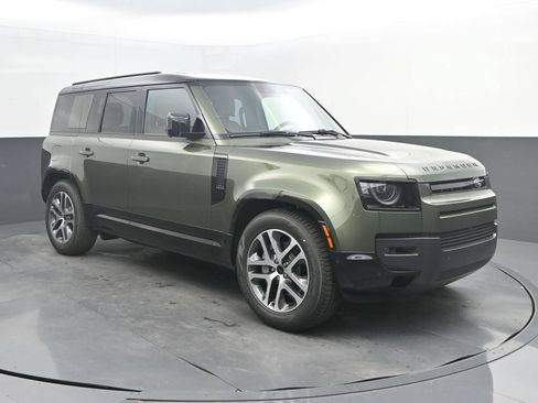 New 2026 Land Rover Defender 110 X-Dynamic SE AWD/4WD image 9