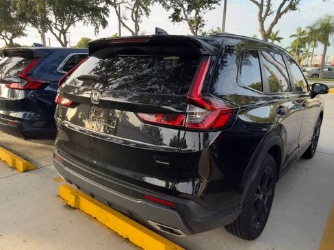 Used 2026 Honda CR-V Sport Touring image 9