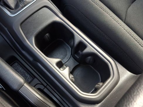 Used 2022 Jeep Wrangler Unlimited Sport image 27