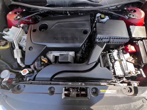 Used 2018 Nissan Altima 2.5 SR w/ SR Special Edition FWD image 18