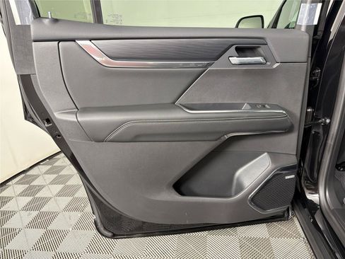 New 2026 GMC Acadia Elevation w/ Black Edition FWD image 21
