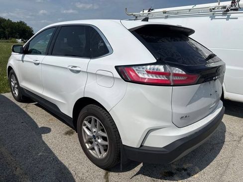Used 2021 Ford Edge SEL w/ Convenience Package AWD/4WD image 3