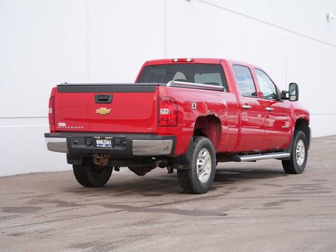 Used 2010 Chevrolet Silverado 2500 LT w/ Interior Plus Package image 3