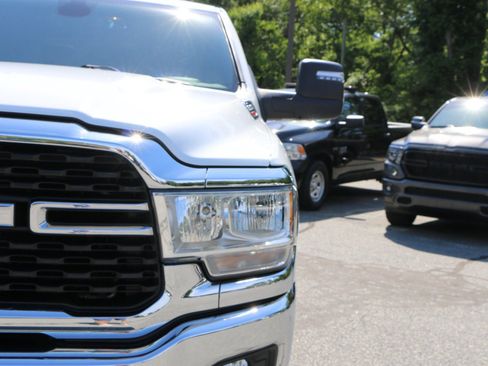 Used 2024 RAM 2500 Big Horn AWD/4WD image 13