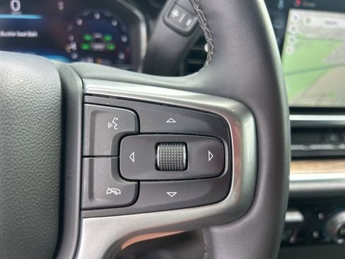 Used 2025 Chevrolet Silverado 2500 LT AWD/4WD image 19