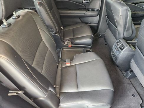 Used 2017 Honda Pilot Elite image 30