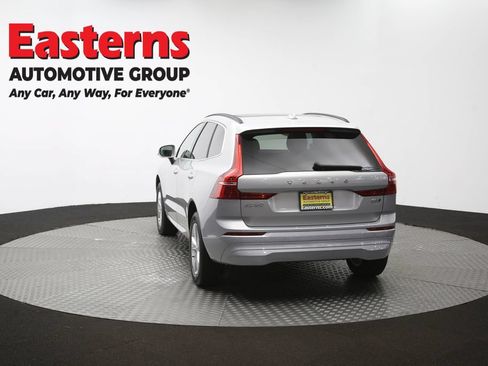 Used 2022 Volvo XC60 B5 Momentum AWD/4WD image 40