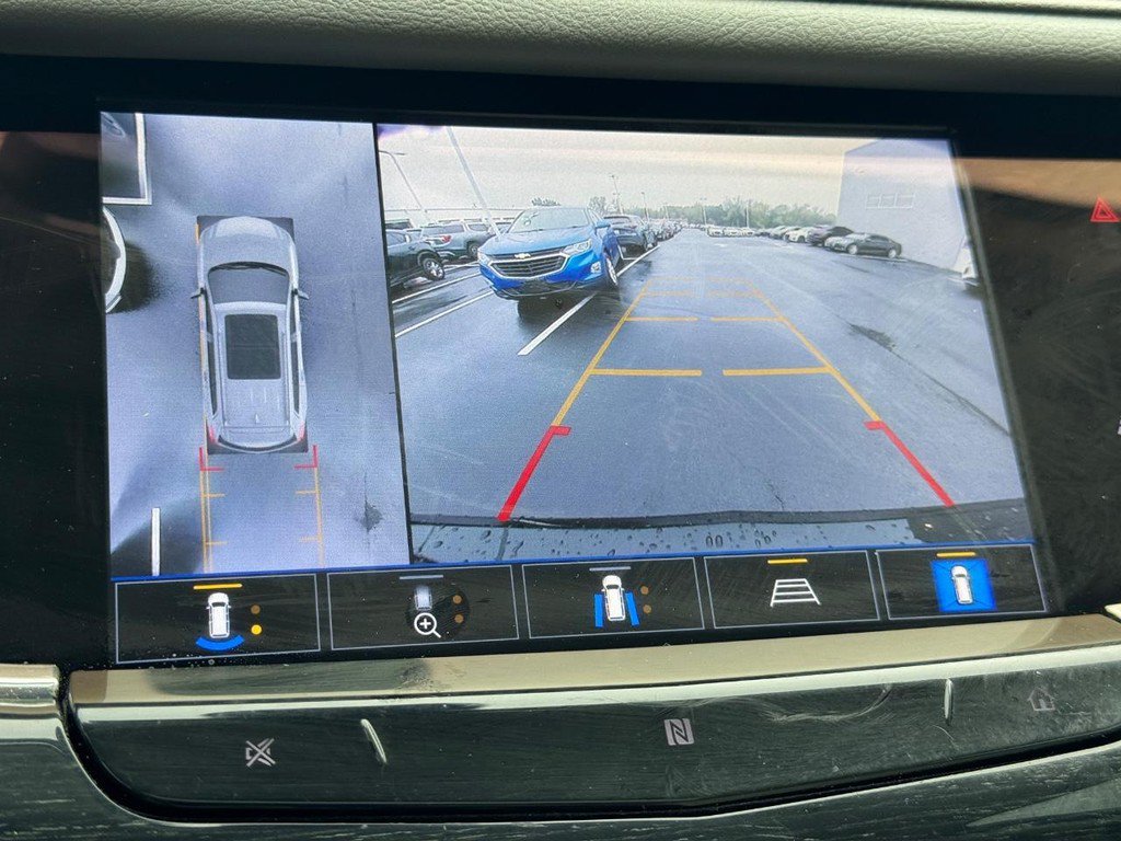 Used 2021 Cadillac XT6 Premium Luxury AWD/4WD image 25