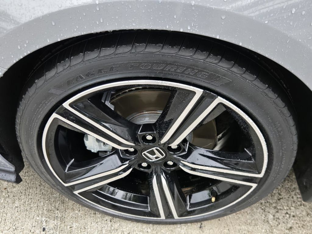 Used 2024 Honda Accord Sport image 10