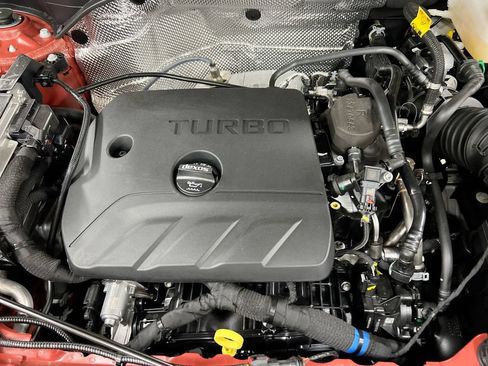 Used 2024 Buick Encore GX Sport Touring w/ Comfort Package FWD image 24