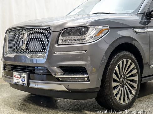 Used 2021 Lincoln Navigator L Reserve w/ Luxury Package AWD/4WD image 4