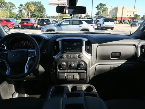 Used 2022 Chevrolet Silverado 1500 RST image 12