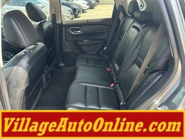 Used 2021 Nissan Rogue SL w/ Premium Package AWD/4WD image 33