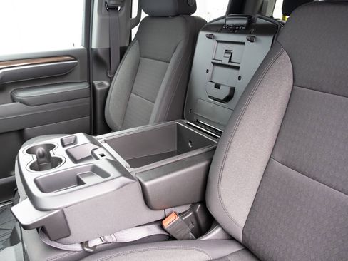 New 2026 Chevrolet Silverado 3500 LT w/ Convenience Package image 7