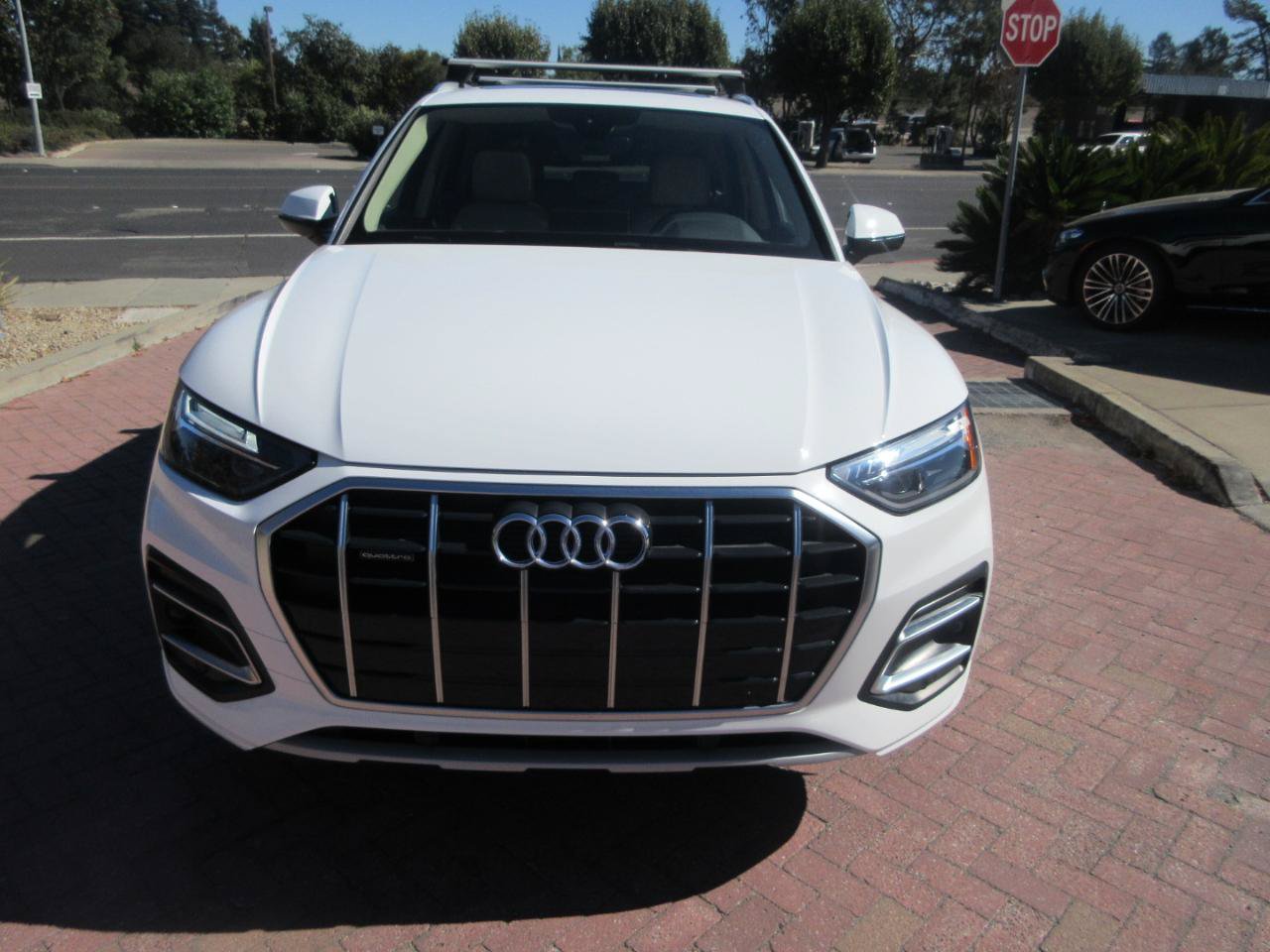 Used 2023 Audi Q5 2.0T Premium w/ Convenience Package AWD/4WD image 70