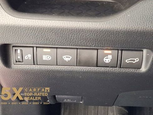 Certified 2022 Toyota RAV4 XLE Premium image 31