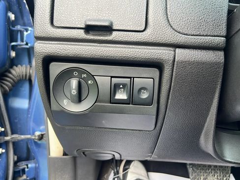 Used 2010 Ford Fusion SE FWD image 26