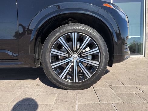 Used 2023 Volvo XC90 B5 Core w/ Protection Package Premier AWD/4WD image 8