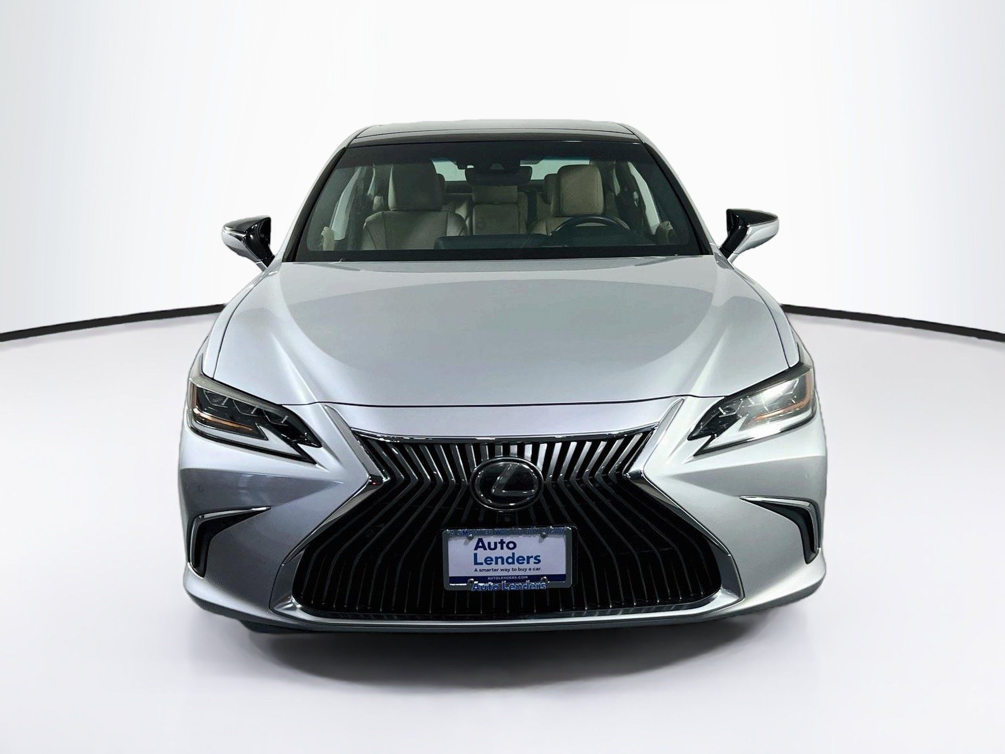 Used 2019 Lexus ES 350 Ultra Luxury w/ Accessory Package 2 FWD image 2