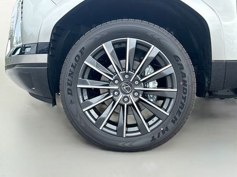 New 2026 Lexus GX 550 image 44