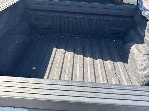 Used 2018 Ford F150 XLT w/ Equipment Group 302A Luxury AWD/4WD image 13