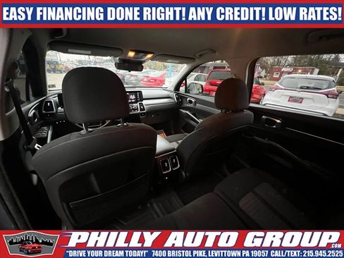 Used 2022 Kia Sorento LX FWD image 19