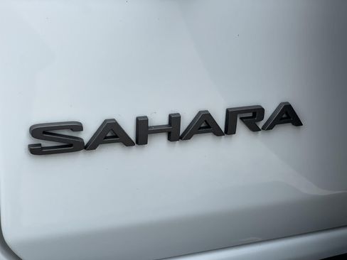 Certified 2025 Jeep Wrangler Unlimited Sahara AWD/4WD image 54