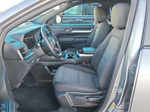 Used 2025 GMC Terrain Elevation image 16