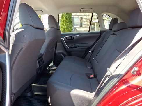 Used 2024 Toyota RAV4 LE image 20