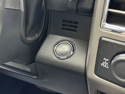 Used 2017 Ford F350 Lariat w/ Lariat Ultimate Package AWD/4WD image 35