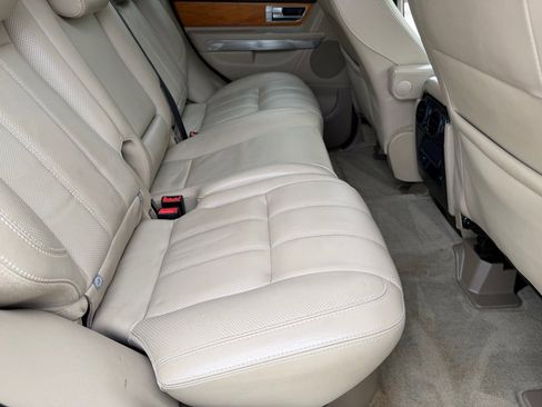 Used 2013 Land Rover Range Rover Sport HSE LUX AWD/4WD image 22