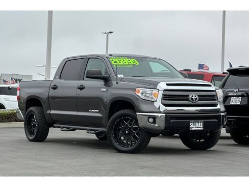Used 2014 Toyota Tundra SR5 RWD image 2