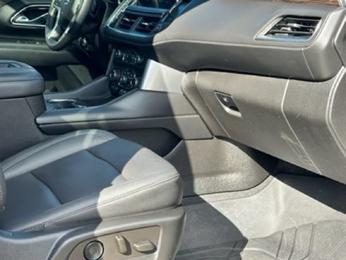 Used 2022 Chevrolet Tahoe Z71 AWD/4WD image 30