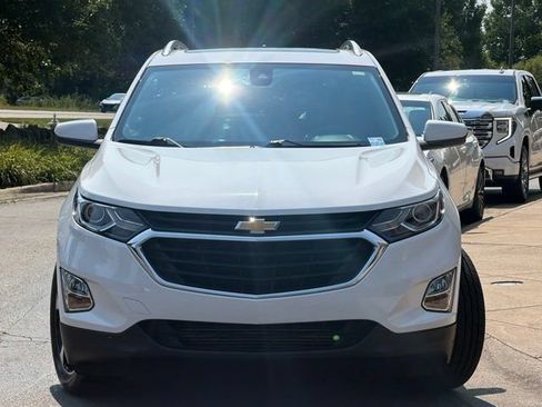 Used 2021 Chevrolet Equinox LT FWD image 2