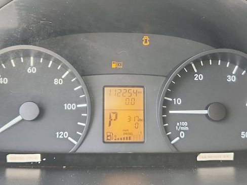 Used 2012 Freightliner Sprinter 2500 RWD image 11