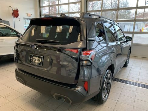 New 2025 Subaru Forester Limited image 17