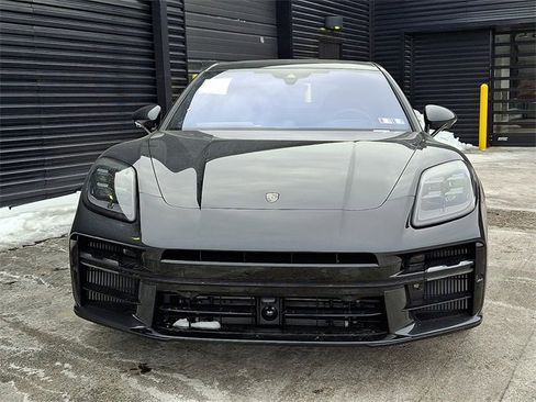 New 2026 Porsche Panamera Turbo image 10