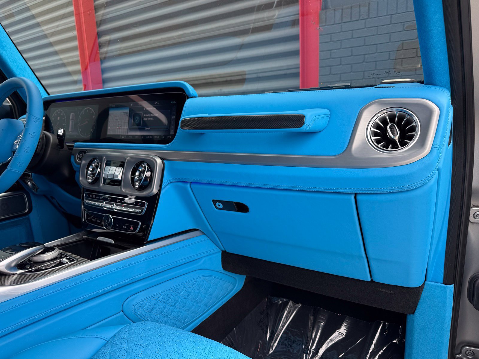 Used 2023 Mercedes-Benz G 550 image 36