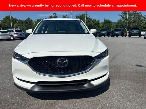 Used 2018 MAZDA CX-5 Touring w/ Preferred Equipment Package FWD image 2