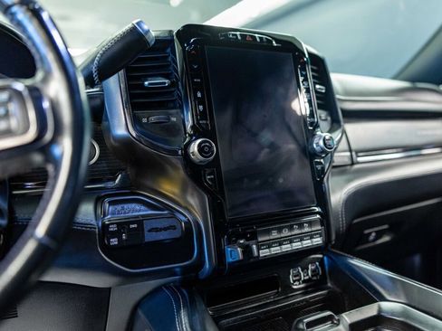 Used 2022 RAM 3500 Limited image 13