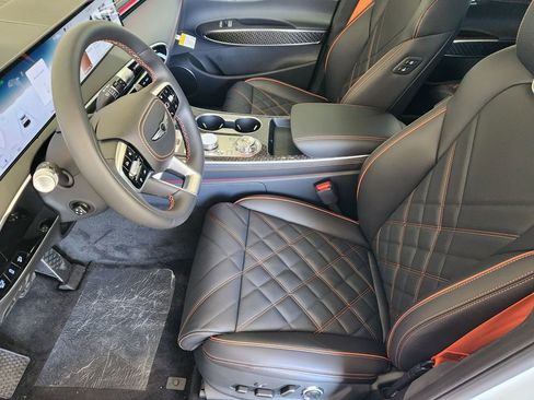 New 2026 Genesis GV70 3.5T Sport Prestige AWD/4WD image 8