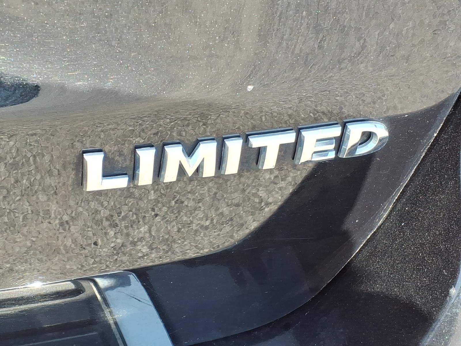 Used 2014 Jeep Grand Cherokee Limited w/ Luxury Group II AWD/4WD image 20