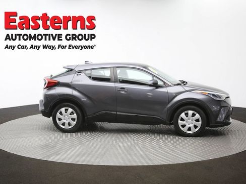 Used 2020 Toyota C-HR LE image 45