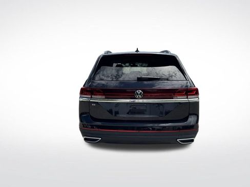 Used 2024 Volkswagen Atlas SE FWD image 7