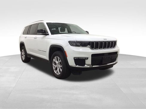 Used 2022 Jeep Grand Cherokee L Limited AWD/4WD image 5