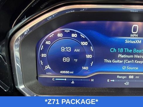 Used 2023 Chevrolet Silverado 1500 LT Trail Boss w/ Convenience Package II image 9